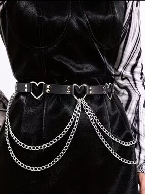 Black Heart Chain Belt Gothic Punk Y2K Waist Belt Studs & Layered Chains Adjust